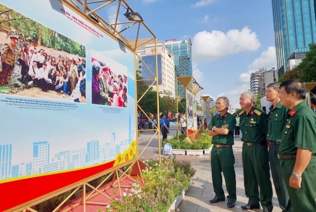 Ho Chi Minh City hosts Photo Exhibition to spotlight Vietnam’s strength in Dien Bien Phu Campaign