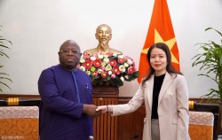 Thúc đẩy quan hệ hữu nghị và hợp tác Việt Nam-Sierra Leone thực chất trong thời gian tới