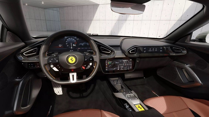 Cận cảnh siêu xe Ferrari 12Cilindri vừa ra mắt, giá từ 10,78 tỷ đồng