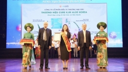Cure Kjm Aloe Việt Nam tự hào nhận giải thưởng 'Sản phẩm vàng vì sức khoẻ cộng đồng' năm 2024