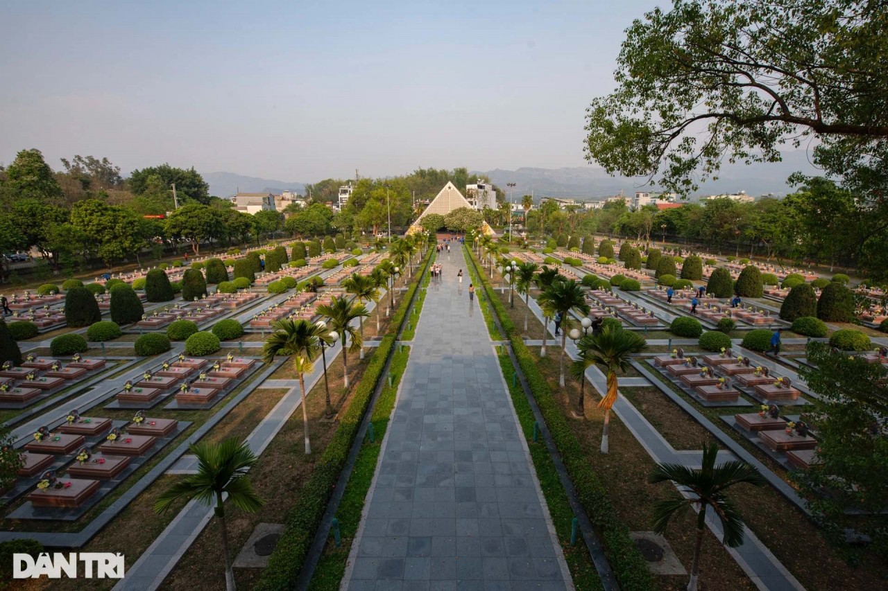70 năm chiến thắng Điện Biên Phủ: Tri ân và tưởng nhớ các anh hùng đã nằm xuống tại mảnh đất Điện Biên