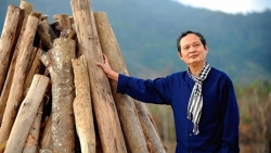 Quỳnh Lưu - Nghệ An: Một gánh hát gia đình suốt 70 năm phục vụ người dân và bộ đội