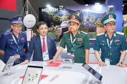 Bộ Quốc phòng Việt Nam tham dự Triển lãm Quốc phòng an ninh châu Á tại Malaysia