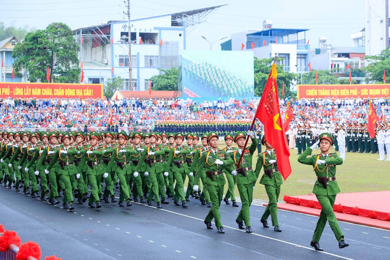Kỷ niệm 70 năm Chiến thắng Điện Biên Phủ: Cả Điện Biên như sống lại phút giây lịch sử hào hùng