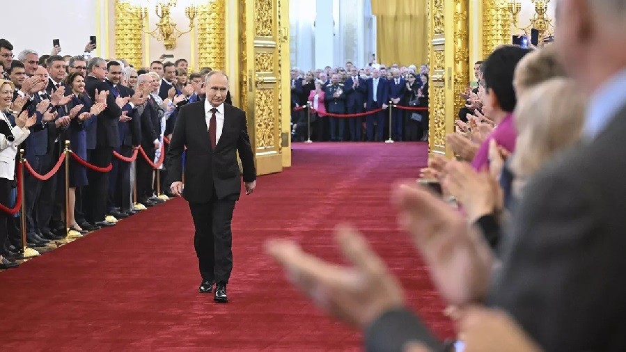 Chỉ thị đầu tiên của ông Putin sau nhậm chức Tổng thống Nga, hứa hẹn 'chiếc bánh ngon' cho những người trung thành