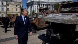Ngoại trưởng Cameron: Anh và đồng minh đang trong một cuộc chiến về ý chí để chứng minh đối thủ đã sai lầm