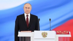 Tổng thống Nga Vladimir Putin: Tiếp chặng đường một phần tư thế kỷ