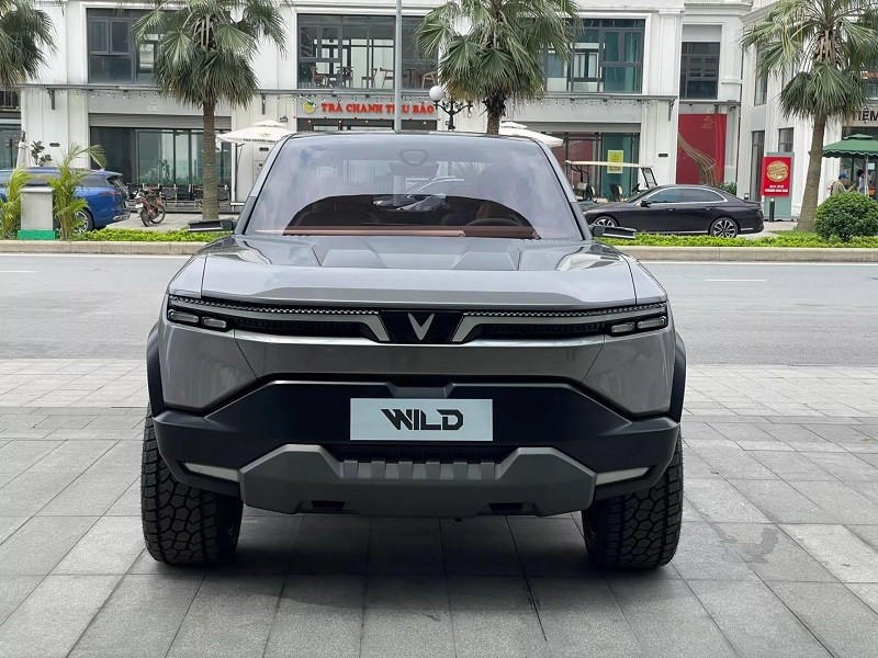 Bán tải điện VinFast VF Wild bất ngờ lộ diện tại Hà Nội