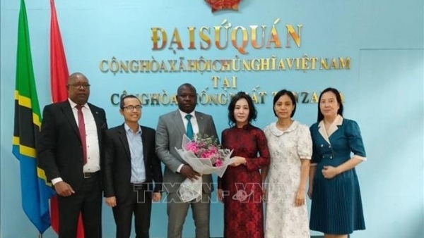 Juvenal Sakubu - Burundian entrepreneur appointed Honorary Consul of Vietnam