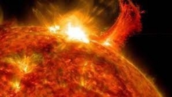 Cơ quan vũ trụ Nam Phi cảnh báo bão Mặt trời nghiêm trọng quét qua Trái đất