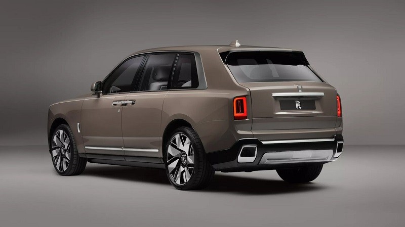 Cận cảnh Rolls-Royce Cullinan Series II vừa ra mắt, giá từ 36,69 tỷ đồng