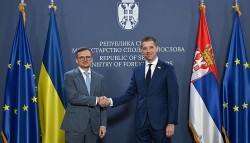 Ngoại trưởng Ukraine bất ngờ đến thăm Serbia