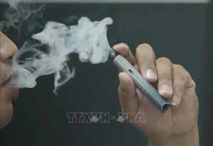 PM asks for strengthened measures to manage e-cigarettes, heated tobacco