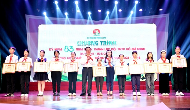 Đội Thiếu niên Tiền phong Hồ Chí Minh tưng bừng đón kỷ niệm 83 mùa hoa