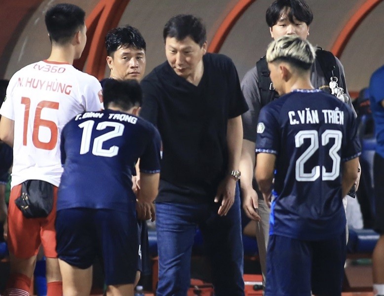 CLB Bình Định: Đình Trọng trở lại đội tuyển Việt Nam?