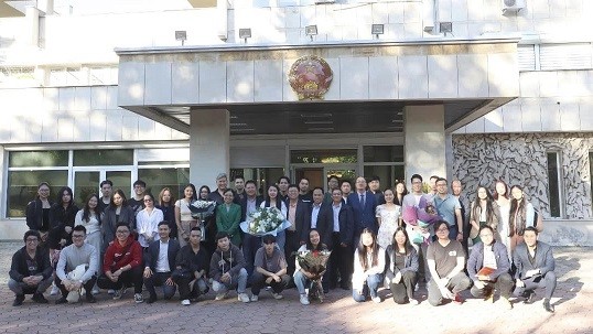 Đại sứ Đỗ Hoàng Long: Đối với Việt Nam, Bulgaria luôn là người bạn truyền thống, tin cậy và thủy chung Đại sứ Đỗ Hoàng Long: Đối với Việt Nam, Bulgaria luôn là người bạn truyền thống, tin cậy và thủy chung