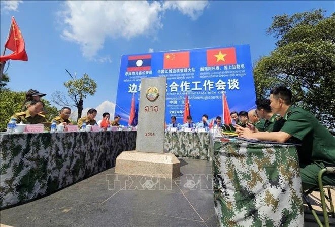 Vietnam, Laos, China held trilateral meeting to enhance border management cooperation