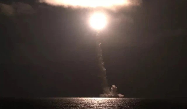 Nga tuyên bố lắp đặt tên lửa liên lục địa Bulava có tầm bắn hơn 9.000 km