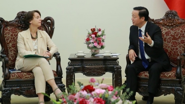 Vietnam, French Development Agency strengthen cooperation, promote energy transition