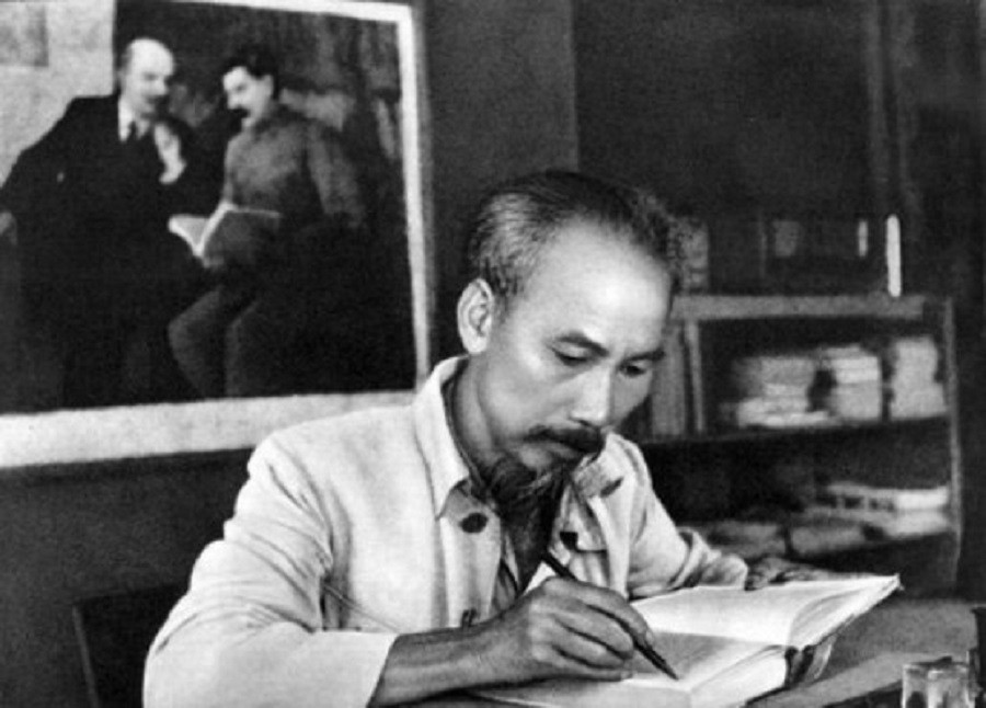 GS. TS. Mạch Quang Thắng: Chủ tịch Hồ Chí Minh - một con người hội tụ cả đức lẫn tài