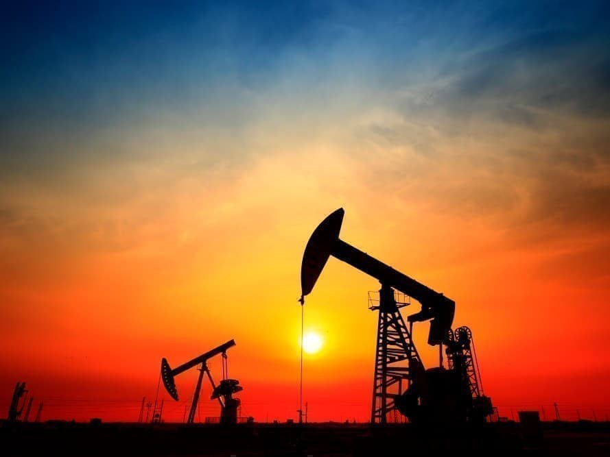 Giá xăng dầu hôm nay 18/5: Kinh tế Mỹ và Trung Quốc khởi sắc, kéo giá dầu đi lên