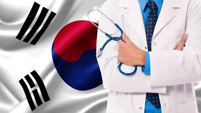 Tòa án ra phán quyết có lợi, chính phủ Hàn Quốc quyết tâm cải cách y tế
