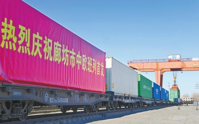 Khối lượng vận chuyển hàng hóa đường sắt Trung-Nga dự kiến đạt mức cao mới