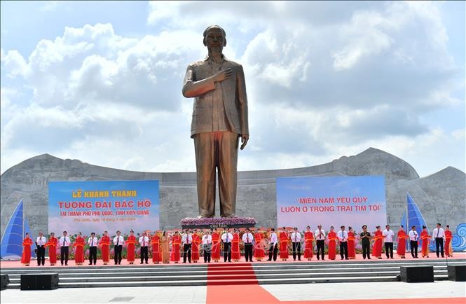 President Ho Chi Minh Monument inaugurated in Phu Quoc