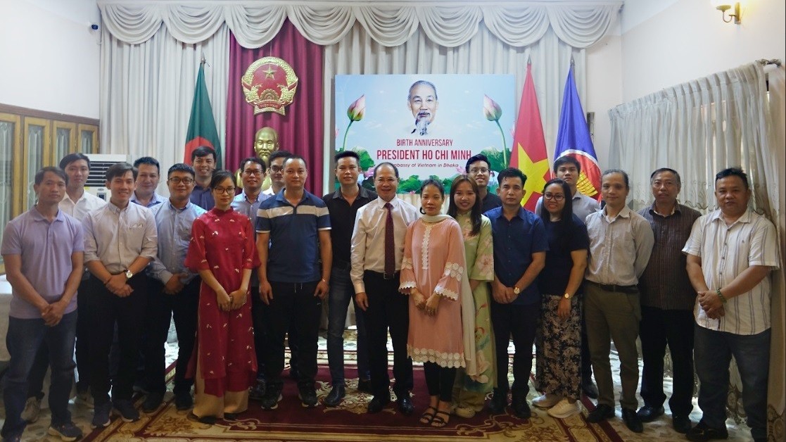 Kỷ niệm 134 năm ngày sinh của Chủ tịch Hồ Chí Minh tại Bangladesh