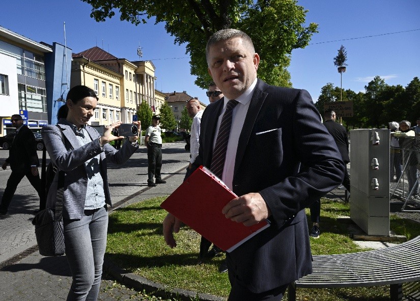 Diễn biến mới nhất vụ ám sát Thủ tướng Slovakia: Hung thủ không phải là 'con sói đơn độc'?