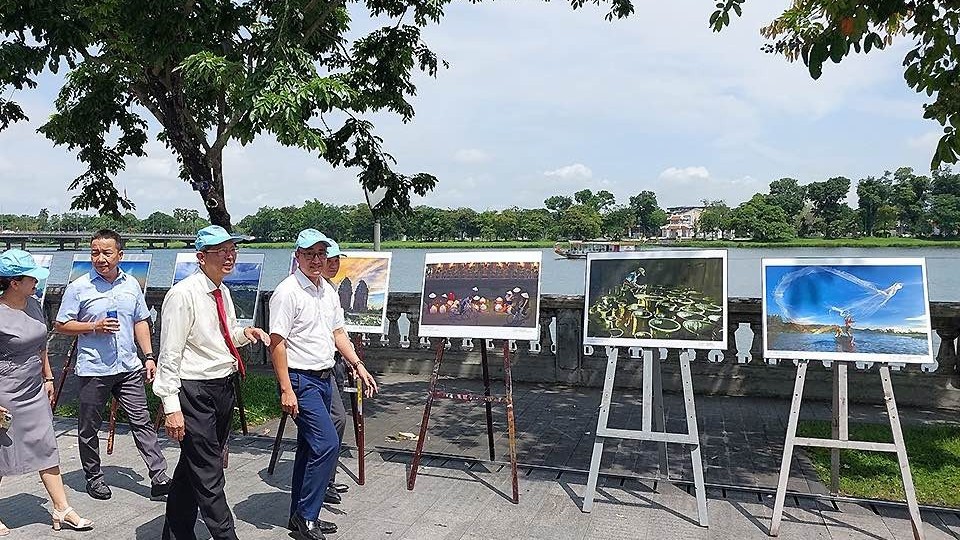 Trưng bày ảnh quảng bá du lịch Bình Định - Thừa Thiên Huế - Nghệ An tại TP. Huế