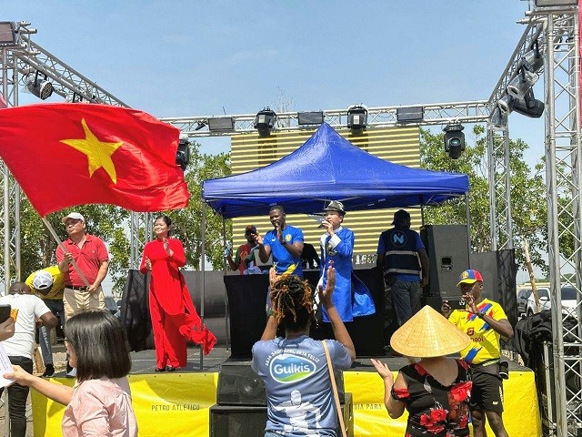 Việt Nam để lại ấn tượng sâu sắc trong sự kiện giao lưu do Bộ Ngoại giao Angola tổ chức Việt Nam để lại ấn tượng sâu sắc trong sự kiện giao lưu do Bộ Ngoại giao Angola tổ chức