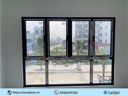 Top 3 mẫu cửa sổ nhôm Xingfa 4 cánh đẹp miễn chê tại Sundoor.vn