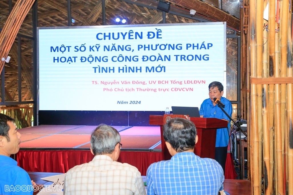Khai mạc Hội nghị Tập huấn Công đoàn Bộ Ngoại giao Khai mạc Hội nghị Tập huấn Công đoàn Bộ Ngoại giao