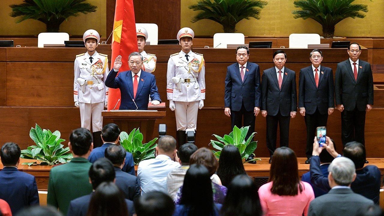 Điện, thư chúc mừng Chủ tịch nước Tô Lâm và Chủ tịch Quốc hội Trần Thanh Mẫn