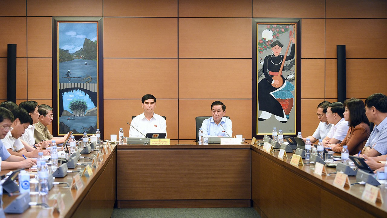 Ủy viên Bộ Chính trị, Bí thư Trung ương Đảng, Chủ nhiệm Ủy ban Kiểm tra Trung ương Trần Cẩm Tú - Đoàn ĐBQH tỉnh Lào Cai 