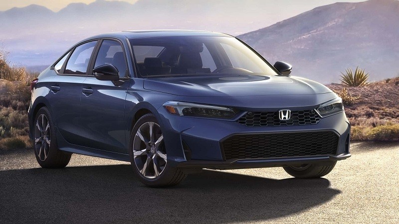 Honda Civic 2025 là phiên bản nâng cấp giữa dòng đời (facelift)