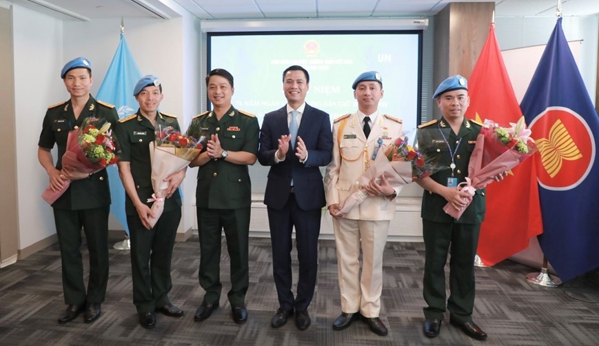 Ceremony marks 10 years of Vietnam’s participation in UN peacekeeping operations