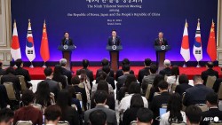 Thượng đỉnh Trung-Nhật Hàn: Bắc Kinh nhấn mạnh những điều 'vững như bàn thạch', Seoul và Tokyo không ngại 'xoáy' vấn đề gai góc