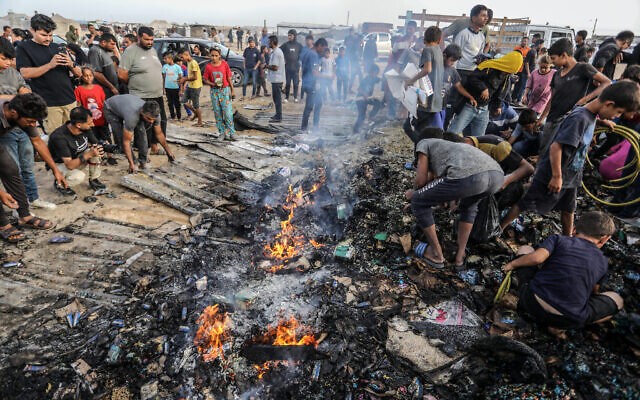 Vụ không kích trại tị nạn ở Rafah: Cập nhật số người tử vong, Israel thừa nhận 'thảm kịch', EU kích hoạt hành động