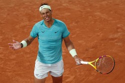 Loại Rafael Nadal ngay vòng 1 Roland Garros, Alexander Zverev đi vào lịch sử