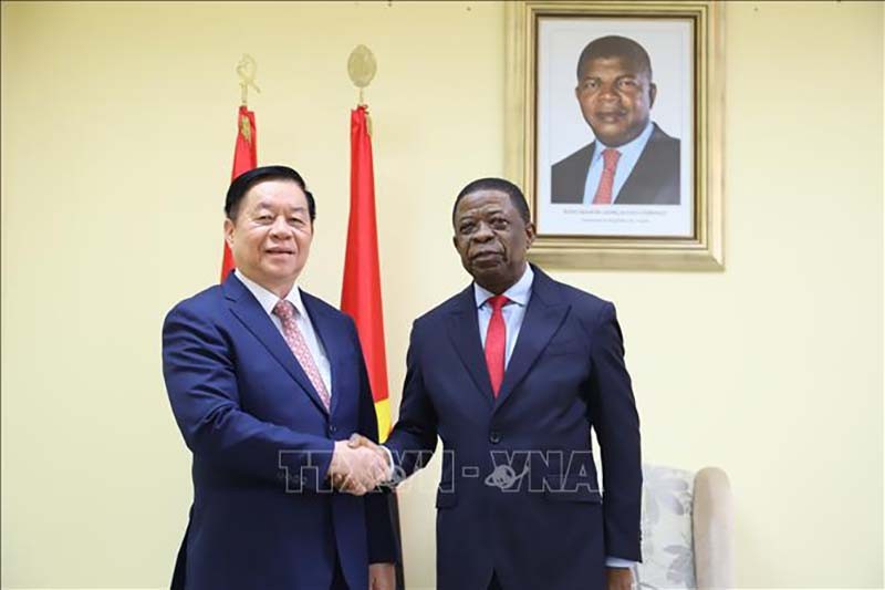 Việt Nam luôn coi trọng quan hệ hợp tác nhiều mặt với Angola và Đảng PMLA