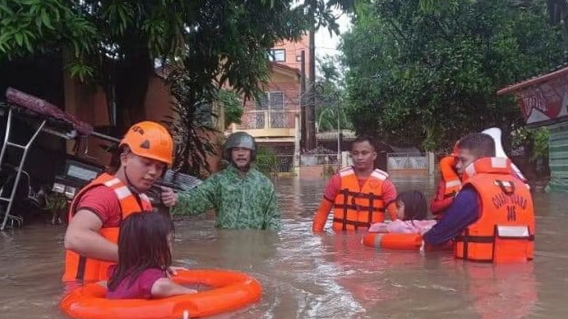 Philippines: Bão Ewiniar gây thiệt hại lớn do mưa lớn kèm gió mạnh