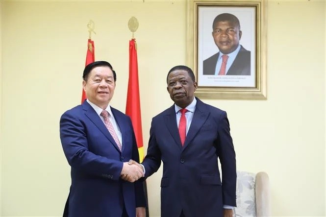 Party delegation visits Angola to enhance friendship, cooperation