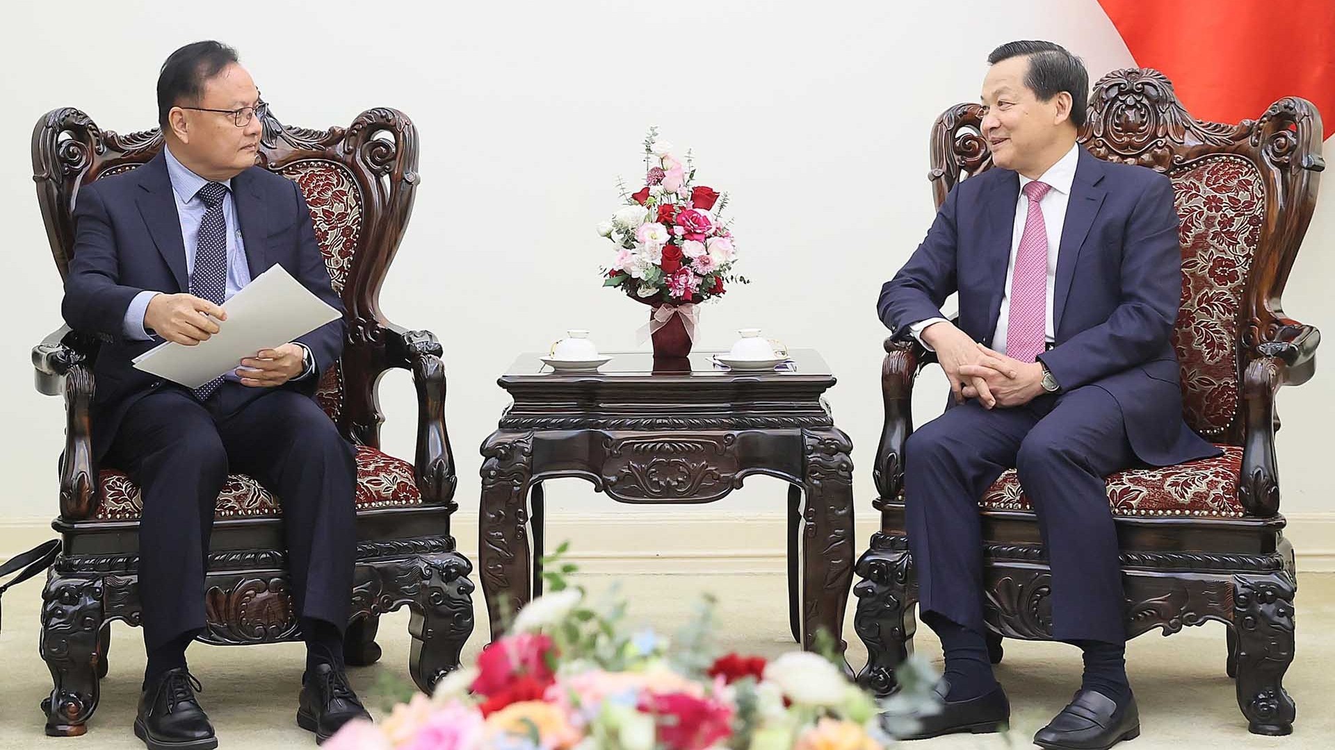 Phó Thủ tướng Lê Minh Khái tiếp Bộ trưởng Bộ Tài chính Lào Santiphab Phomevihane