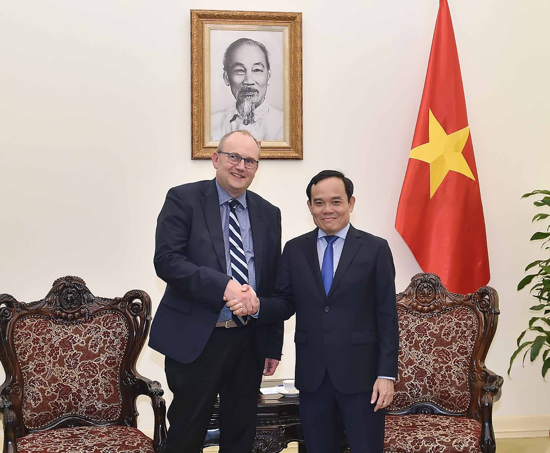 Phó Thủ tướng Trần Lưu Quang tiếp Giám đốc vận hành của Tập đoàn LEGO Carsten Rasmussen đang có chuyến thăm làm việc tại Việt Nam. (Nguồn: VGP)