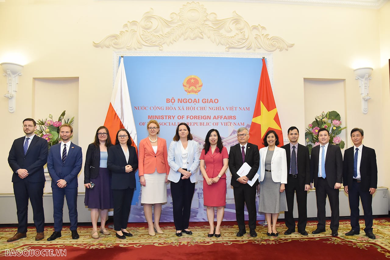 Vietnam, Poland Foreign Ministries convene deputy ministerial-level political consultation