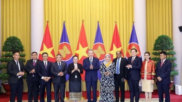 President To Lam hosts ASEAN, Timor Leste diplomats
