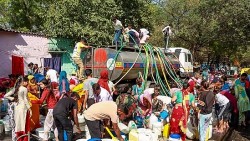 Ấn Độ: Nắng nóng cực đoan kéo dài, vùng đô thị Delhi khủng hoảng thiếu nước sinh hoạt