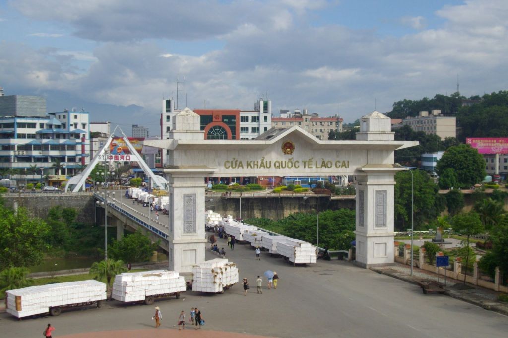 Best conditions created for farm produce export through Lao Cai border gate